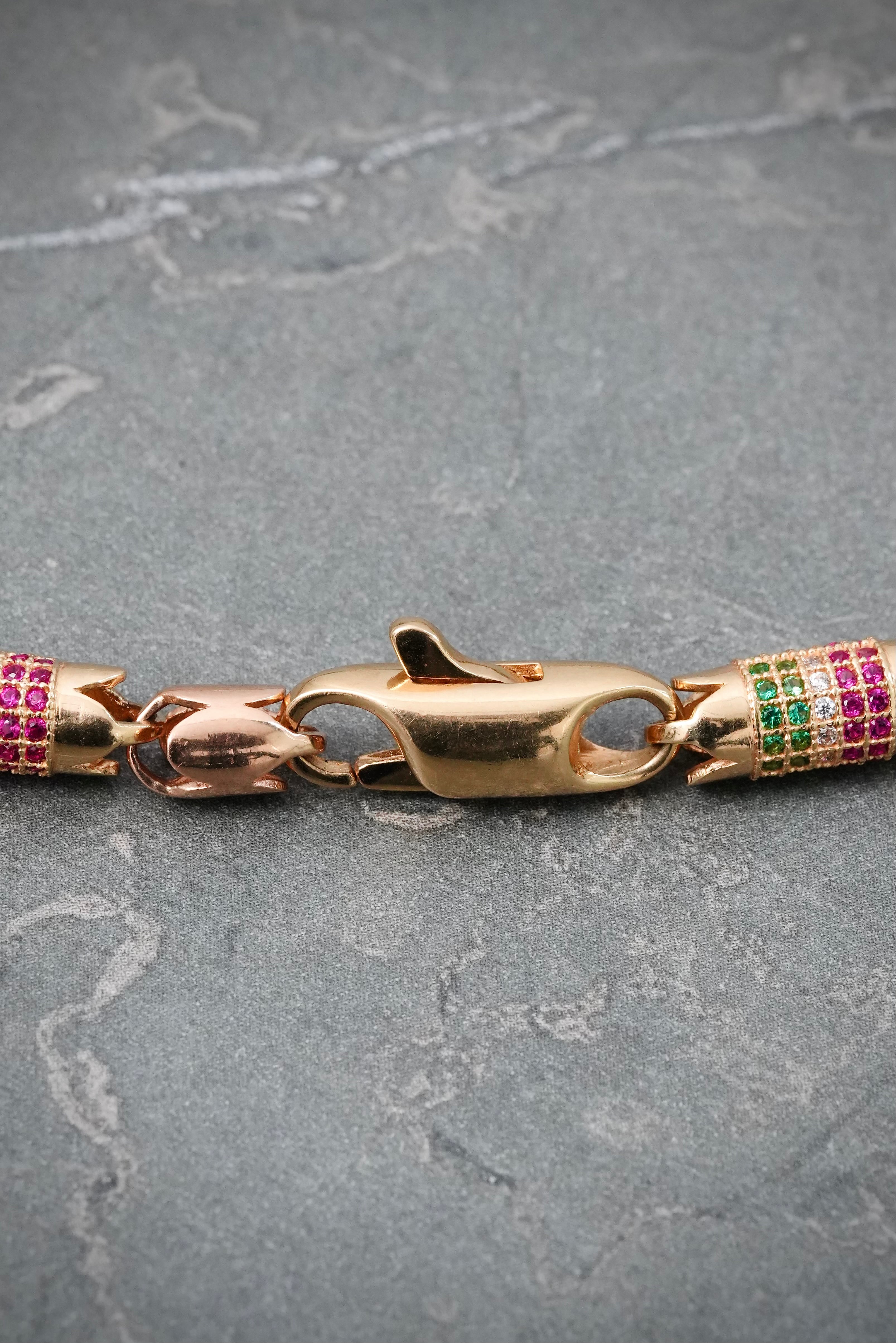 Cadena Rustica con Swarovski 50.8gr / 65cm / 5.5mm — Oro Tres Oros