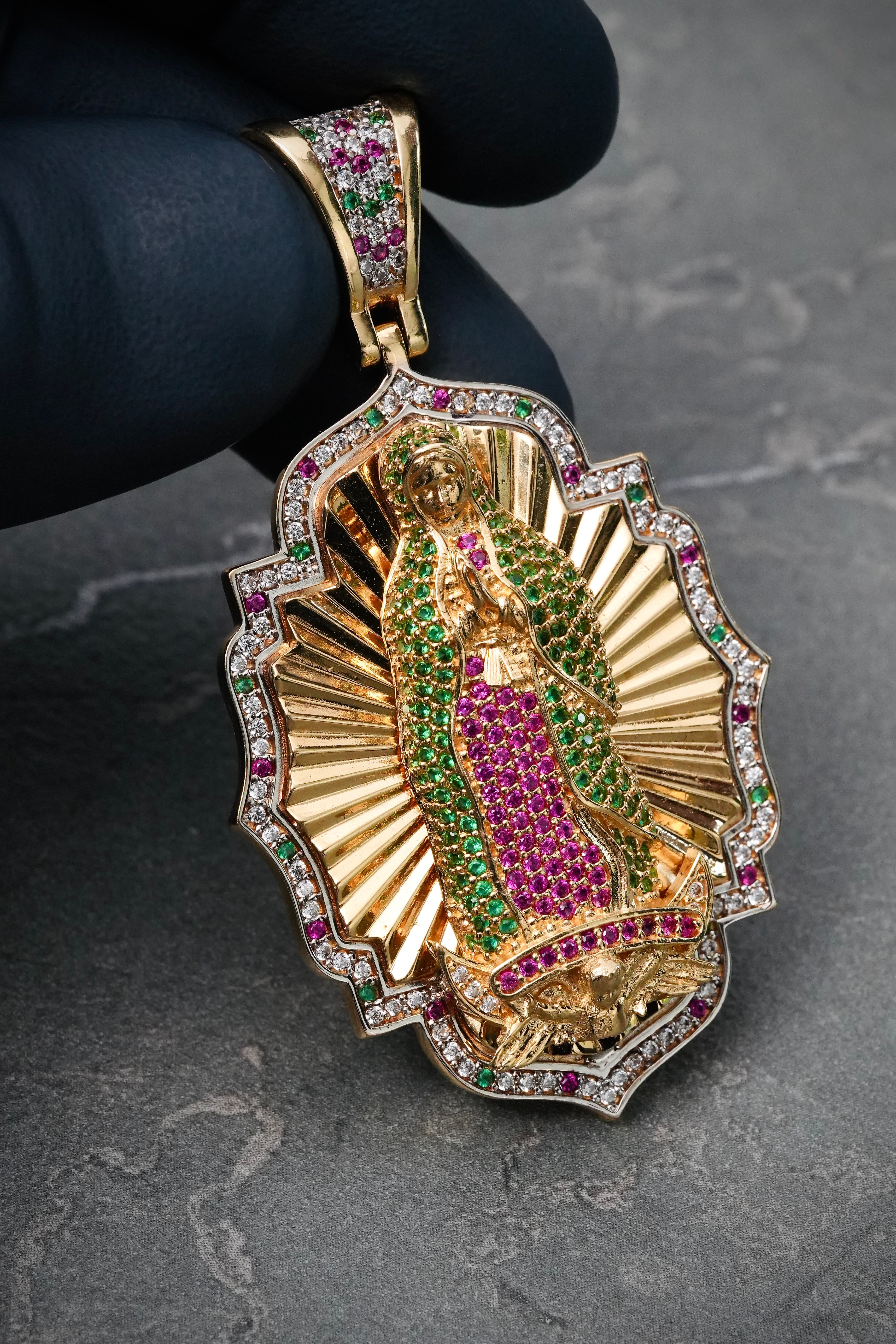 Dije Virgen de Guadalupe con Swarovski 17.85gr / 5.8cm / 32.8mm — Oro Amarillo
