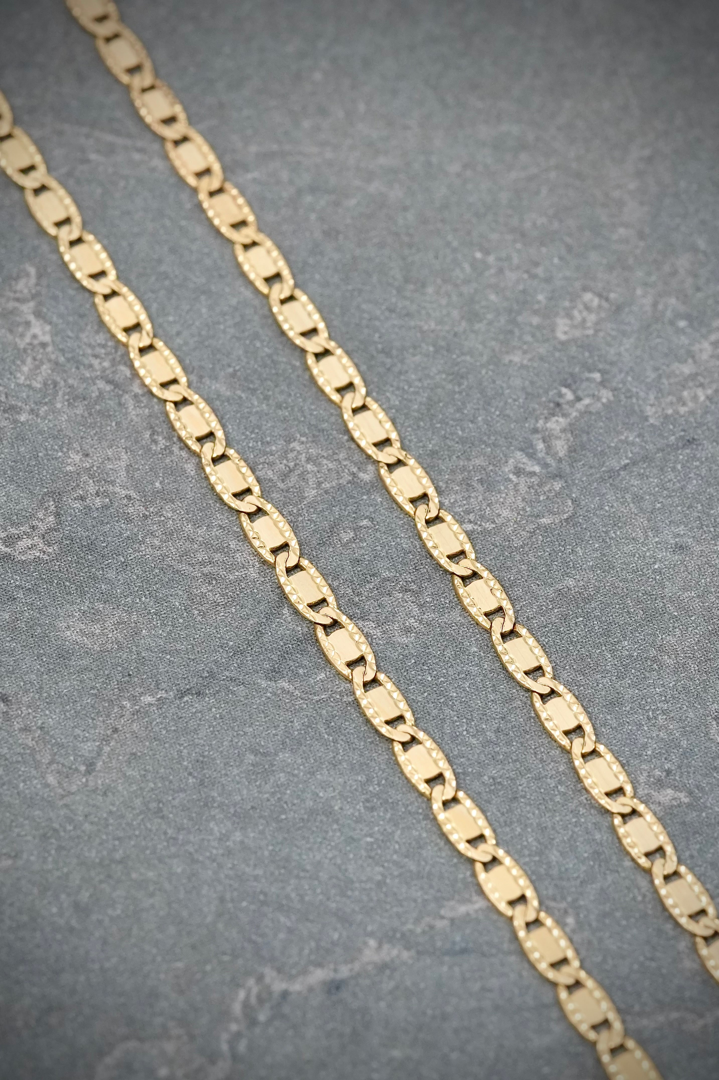 Cadena plana diamantada 4.9gr / Largo 60cm — Oro Amarillo