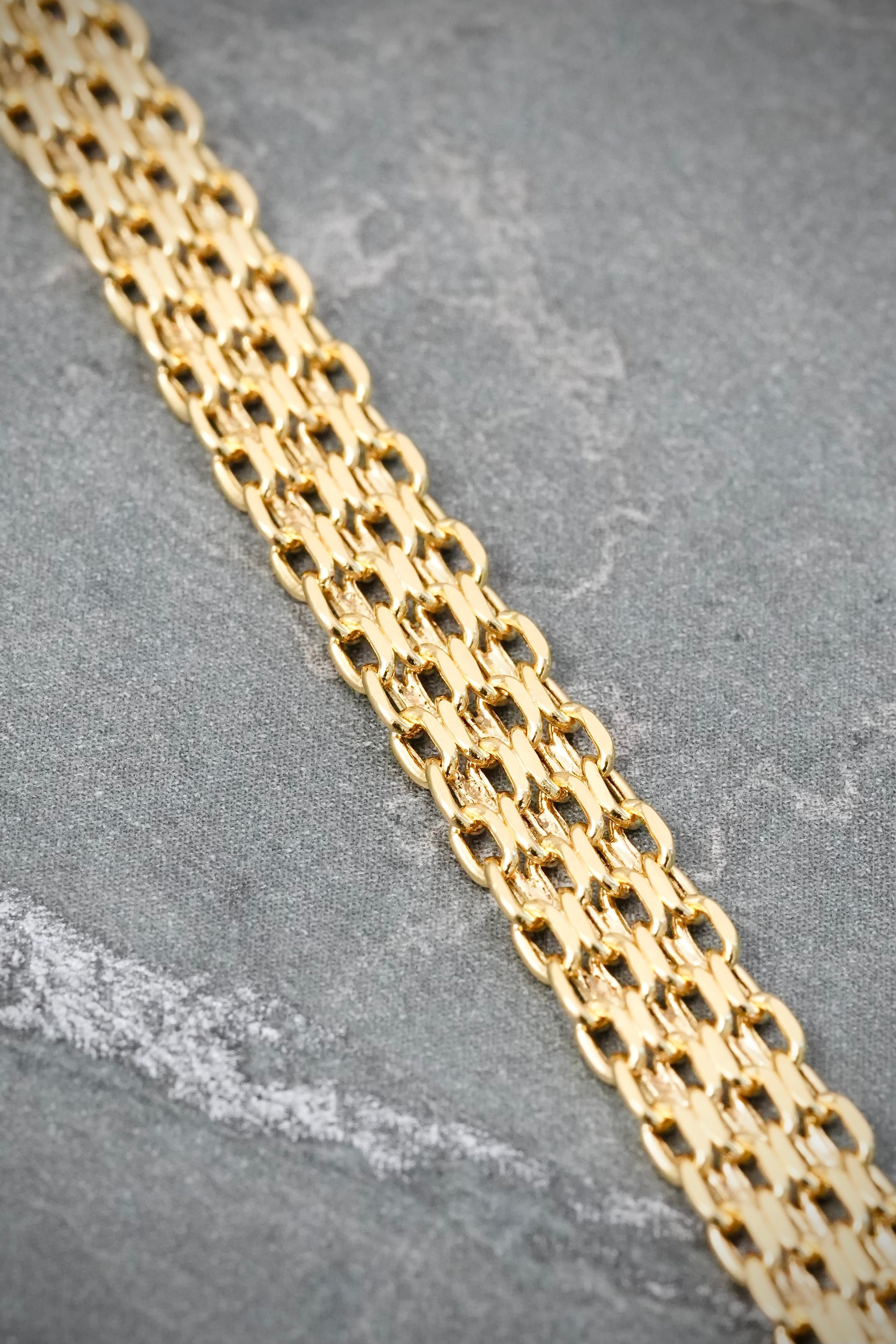 Pulso Chino 3.7gr / 19cm / 5.8mm — Oro Amarillo
