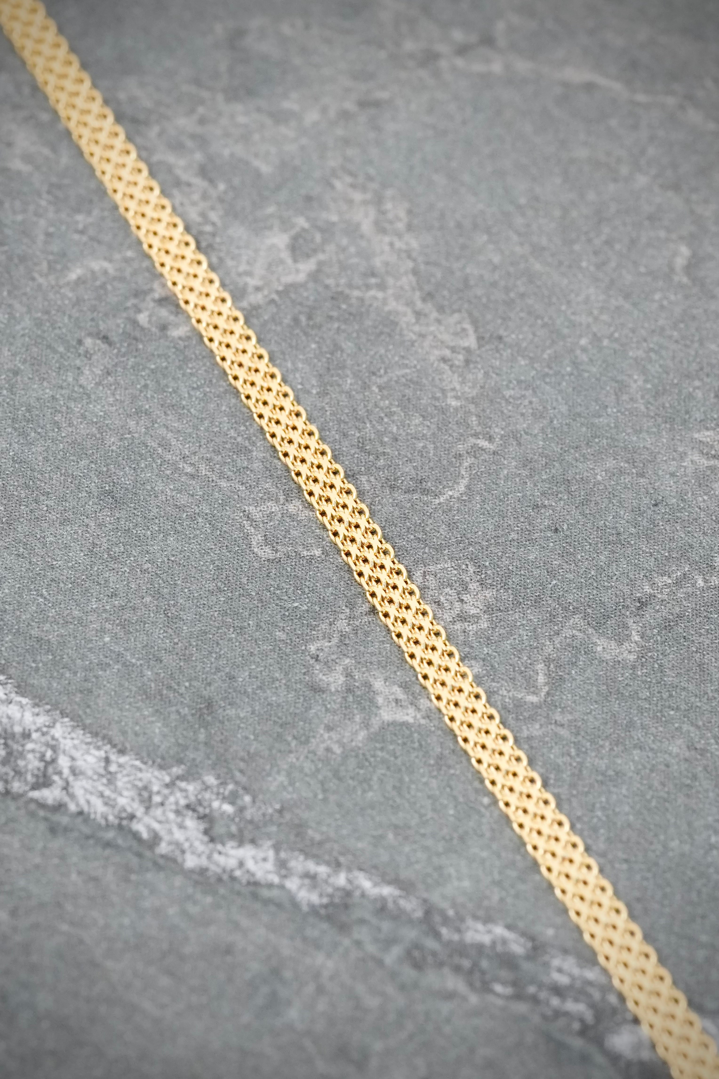 Pulso Chino 1.35gr / 18cm / 2.1mm — Oro Amarillo