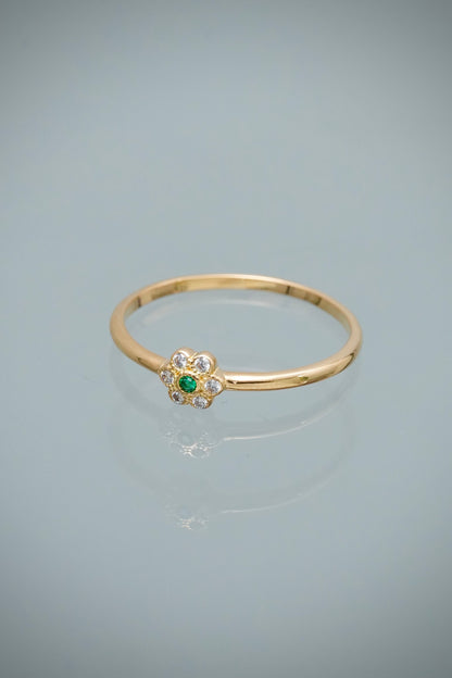 Anillo Flor con Swarovski Verde y Blanco 1.2gr / Talla 7 1/4 — Oro Amarillo