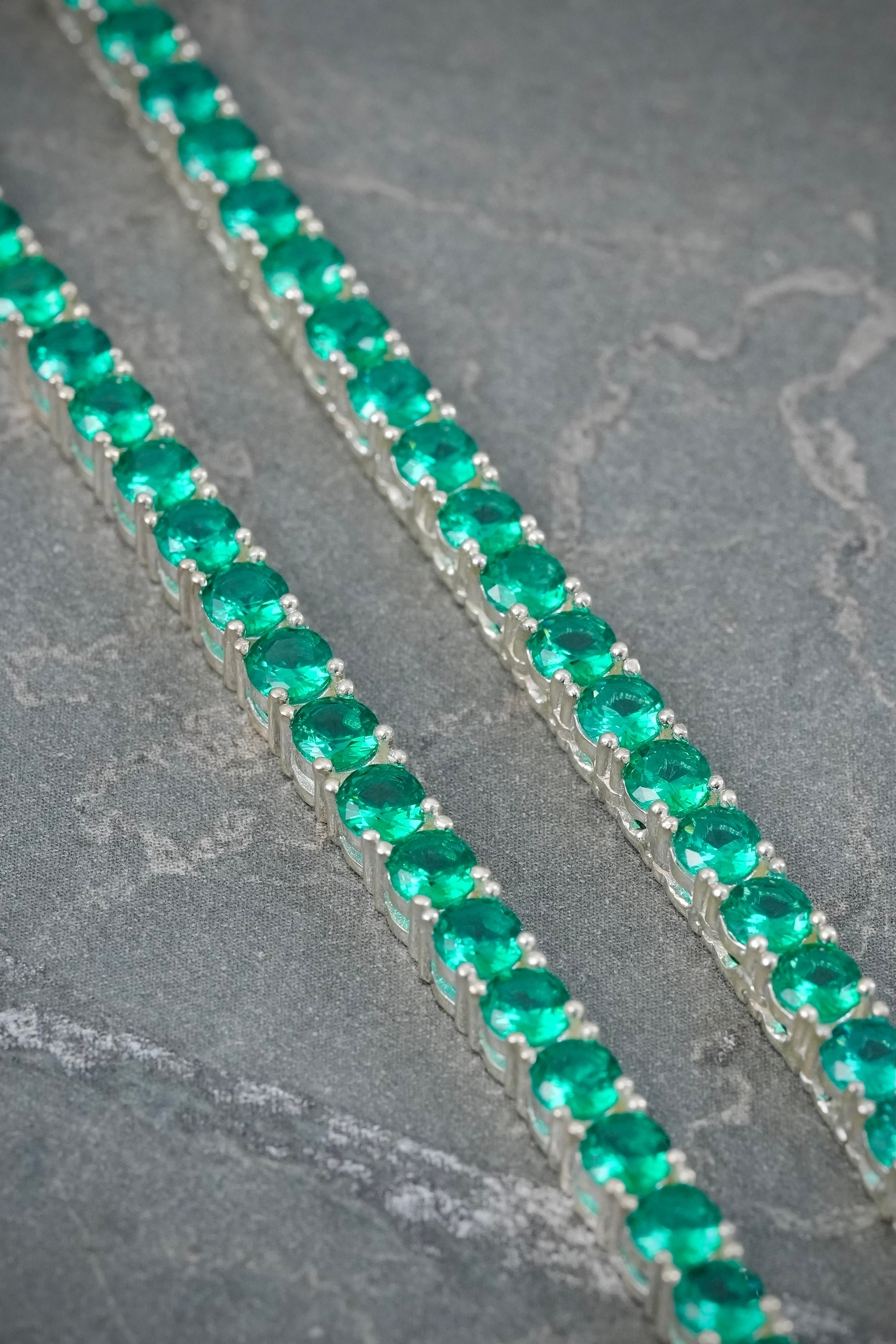 Cadena con Swarovski Verde 40.35gr / 60cm / 3.7mm — Plata 925
