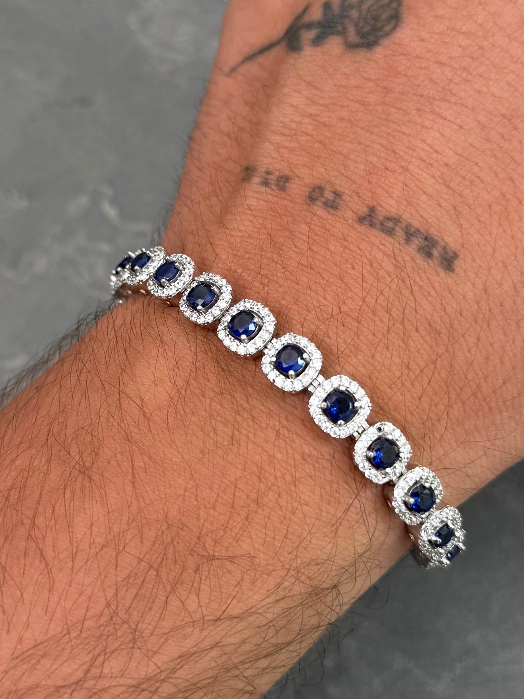 Pulso Tenis con Swarovski Azul y Blanco 19.4gr / 17cm / 7.7mm — Plata 925