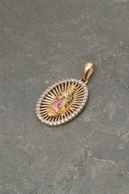 Dije virgen de guadalupe Con swarovski verde y fucsia 3.6gr / Largo 3cm — Oro Amarillo