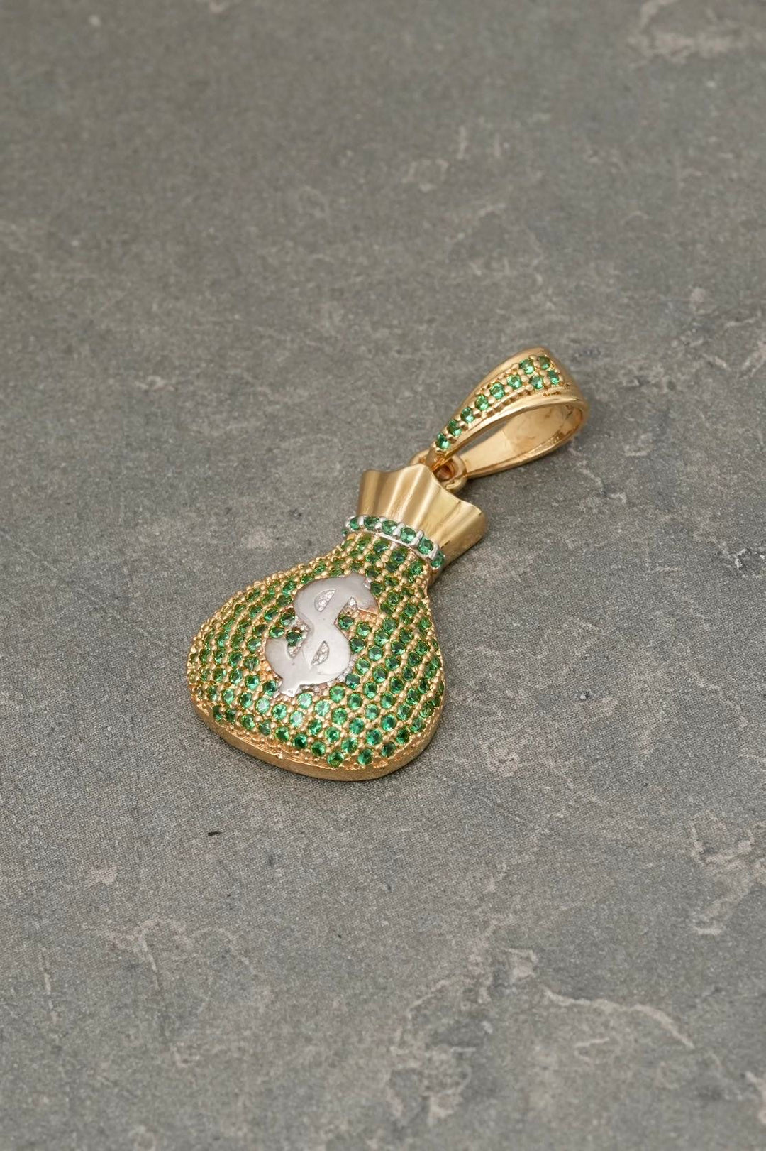 Dije bolsa de dinero con swarovski verde 4.9gr / Largo 3.4cm — Dos Oros