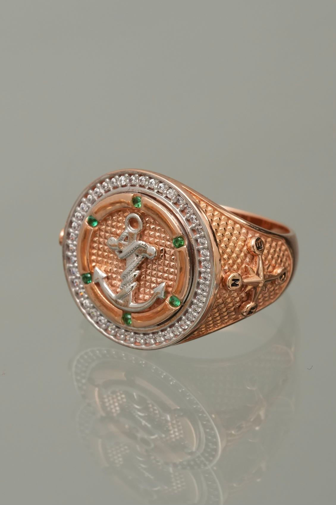 Anillo ancla con swarovski verde y blanco 9.45gr / Talla 9 3/4 / Dos Oros Nac M