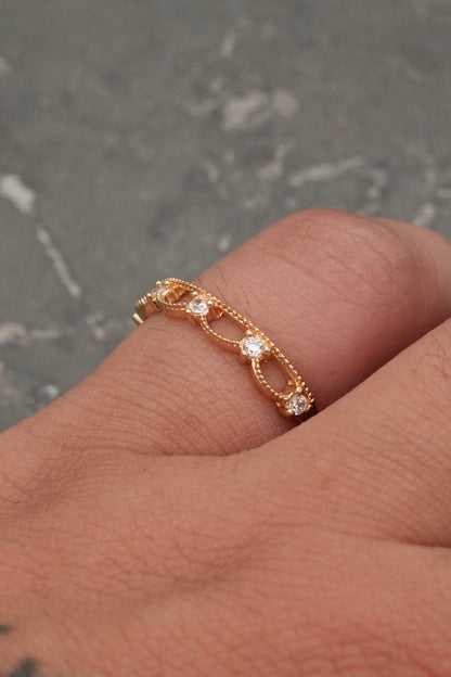 Anillo con swarovski blanco 1.7gr / TALLA 7 1/4  / Oro Amarillo Nac*