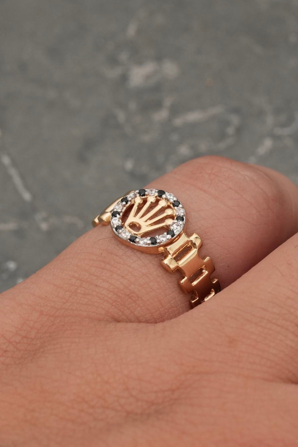 Anillo rx con swarovski blanco y negro 2.4gr / TALLA 6 1/4 / Oro Amarillo Nac B