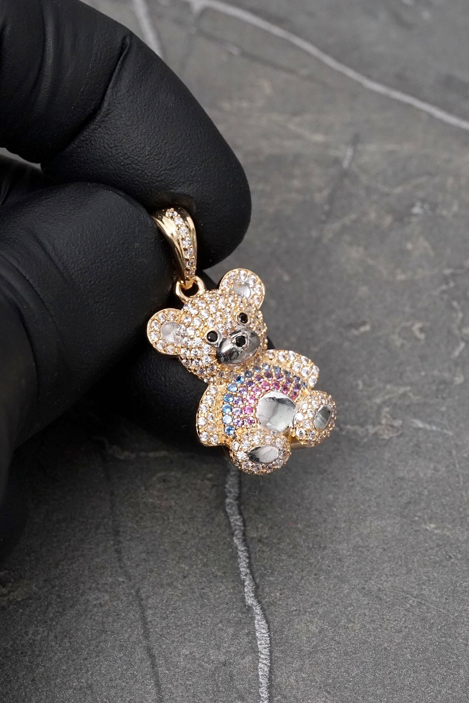 Dije oso con swarovski multicolor 5gr / Largo 2.9cm — Dos Oros