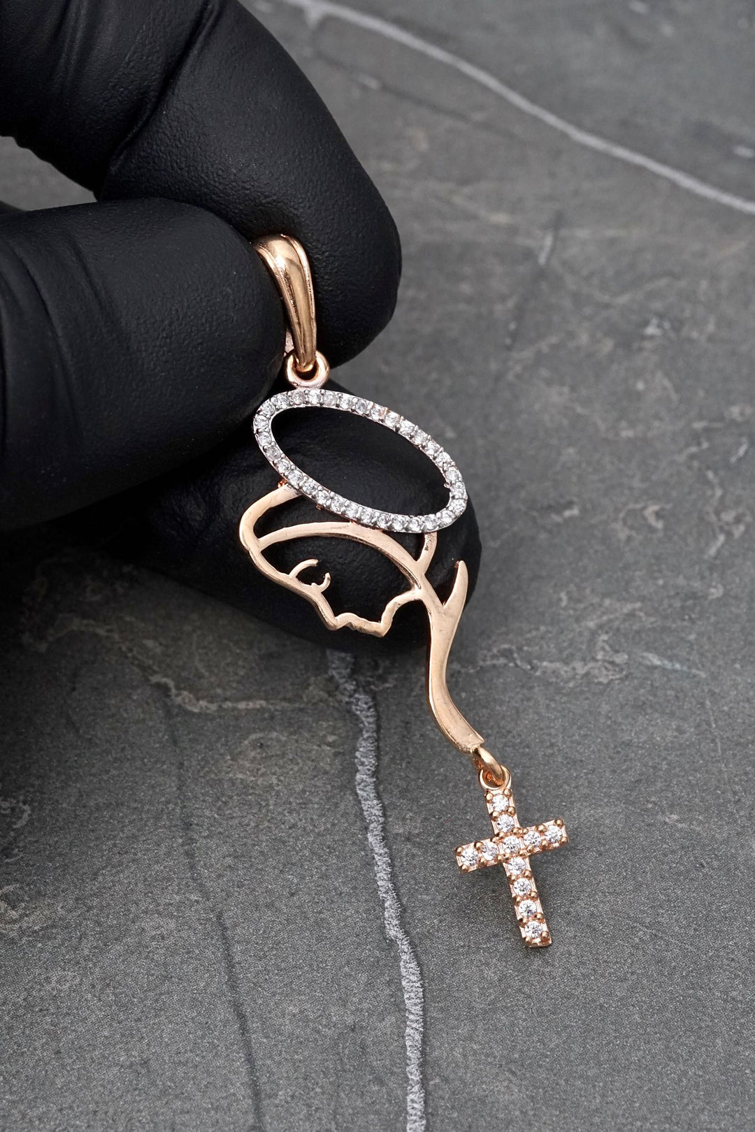 Dije virgen maria con swarovski blanco 2.3gr / Largo 5.4cm — Oro Rosado