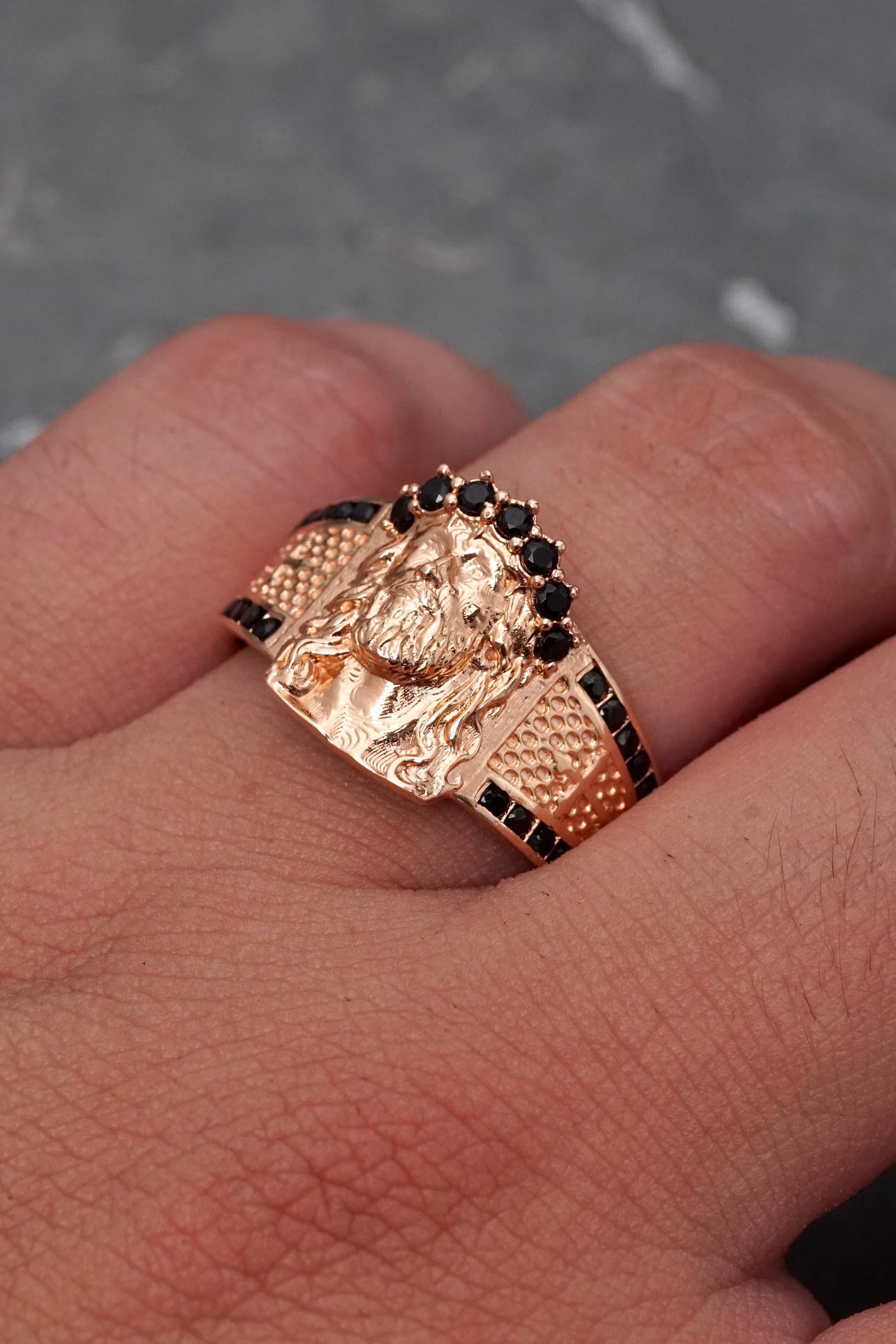 Anillo rostro de jesus con swarovski negro 5.45gr / Talla 11 / Oro Rosado Nac*