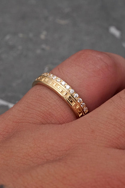 Anillo medusa con swarovski blanco 2.9gr / Talla 6 3/4 / Oro Amarillo Nac*