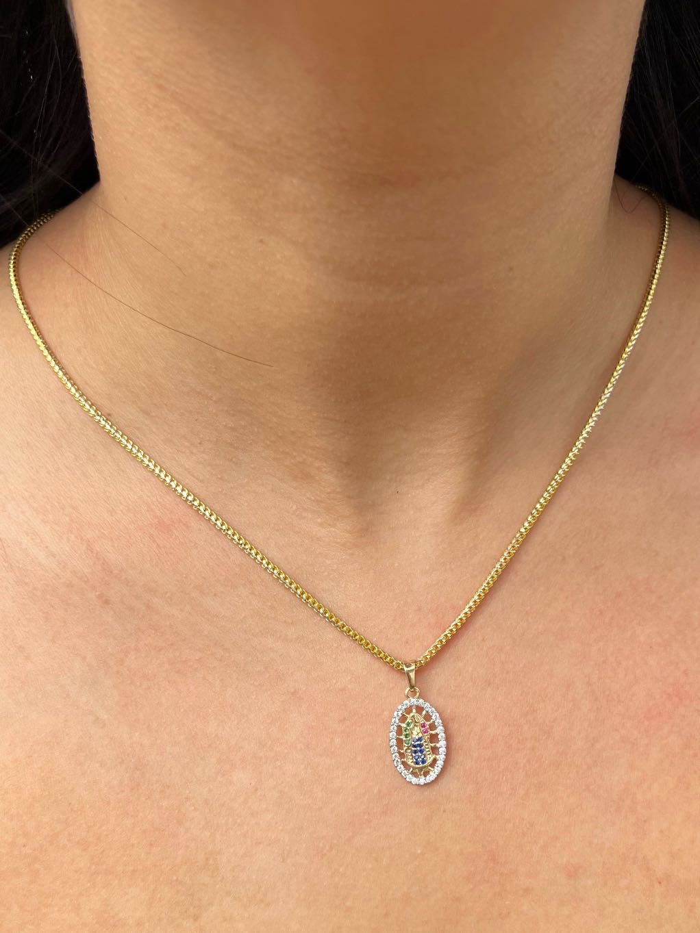 Dije virgen de guadalupe swarovski multicolor 1.55gr / Largo 2.5cm — Oro Amarillo
