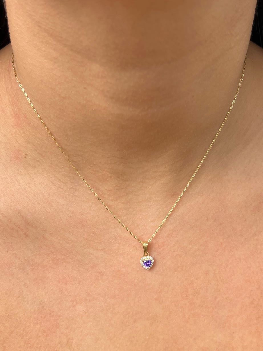 Dije corazon con swarovski morado y blanco 0.9gr / Largo 1.4cm / Oro Amarillo Nac B