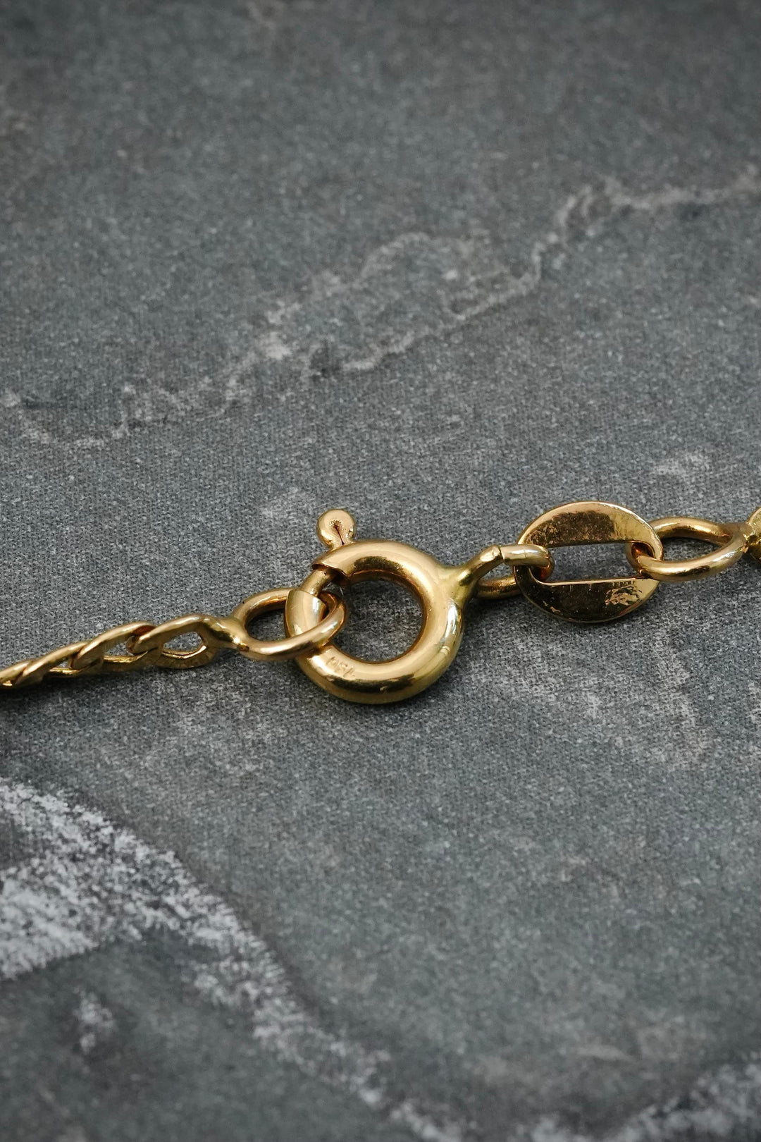Cadena Cubana 3.3gr / 46cm / 2.3mm — Oro Amarillo