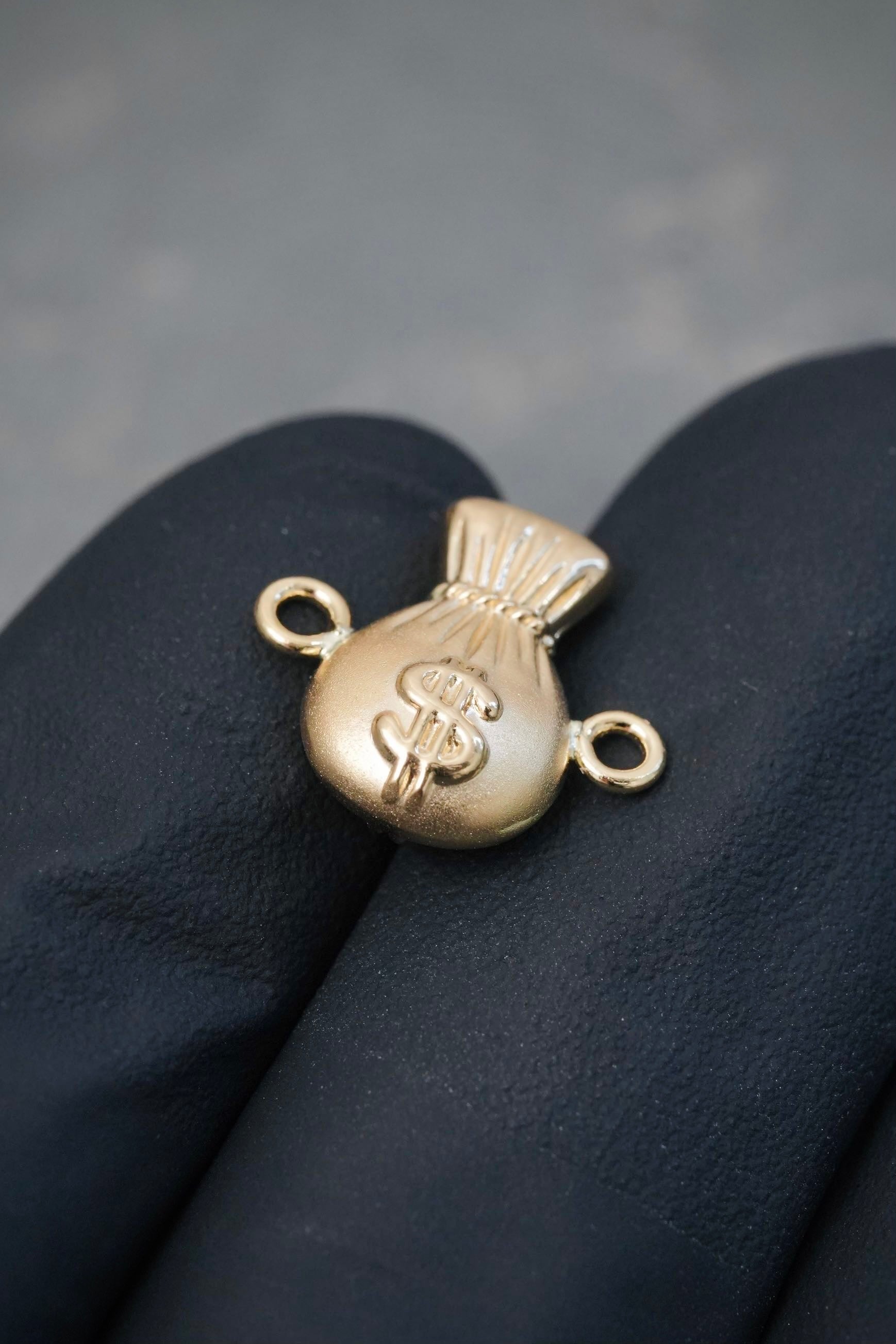 Herraje Bolsa de Dinero 0.7gr / 1.4cm / 13.7mm — Oro Amarillo
