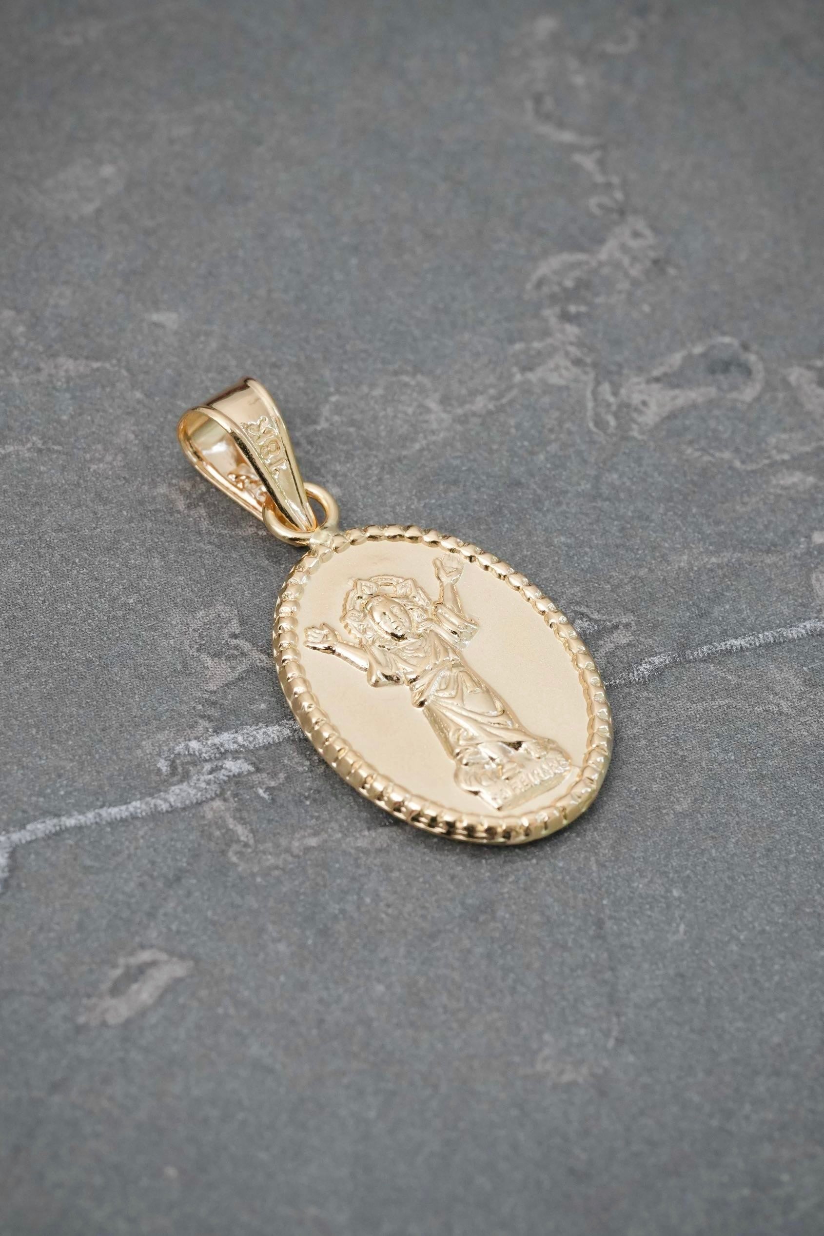 Dije Divino Niño 1.5gr / 3cm / 14.9mm — Oro Amarillo