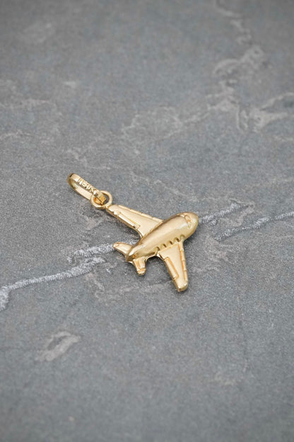 Dije Avion 0.5gr / 2.2cm / 11.3mm — Oro Amarillo