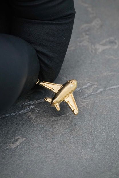 Dije Avion 0.5gr / 2.2cm / 11.3mm — Oro Amarillo