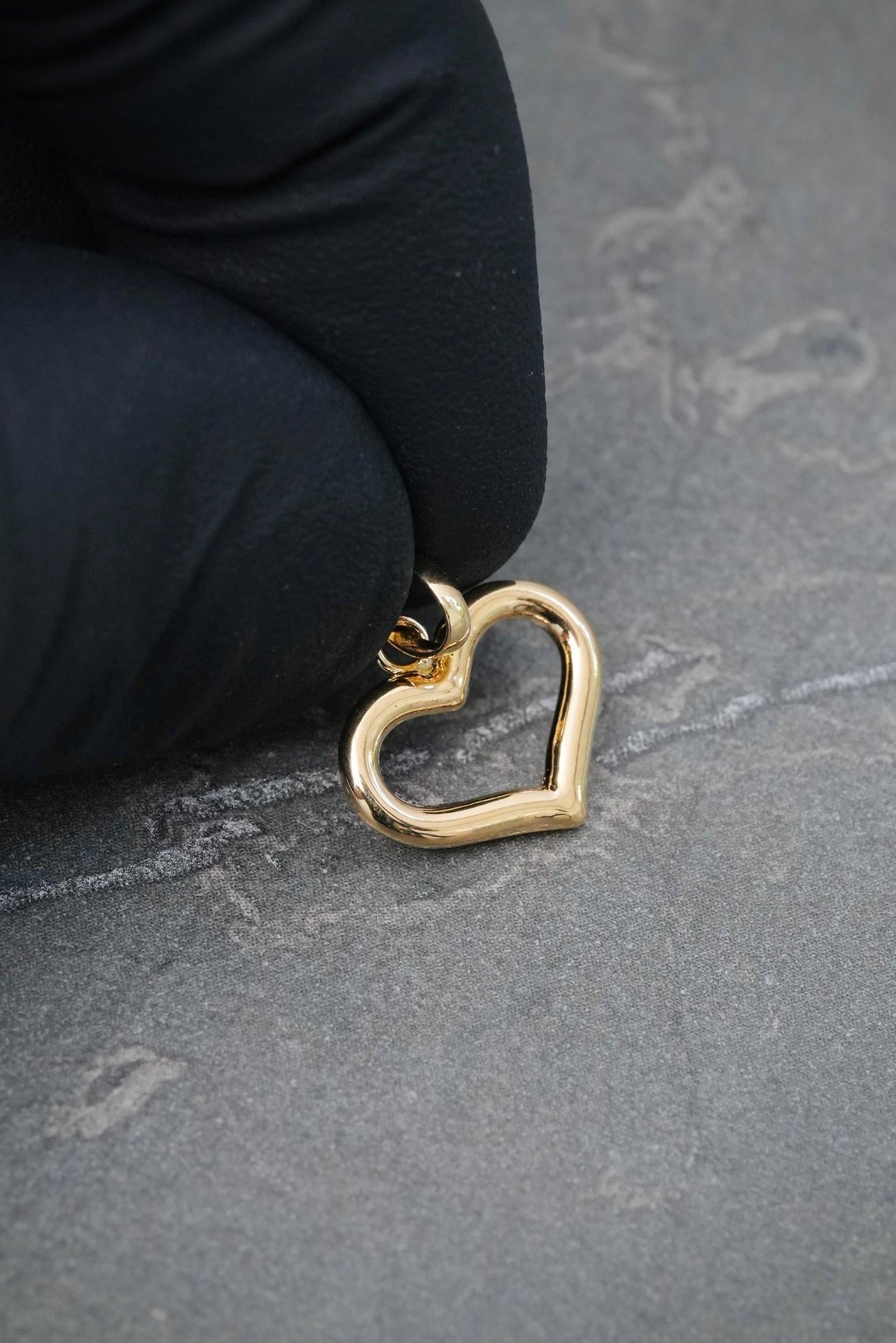 Dije Corazon 0.45gr / 1.6cm / 12.8mm — Oro Amarillo