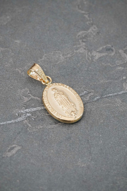 Dije Virgen de Guadalupe 0.8gr / 2.4cm / 11.5mm — Oro Amarillo