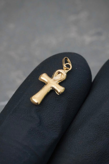 Dije Cruz 0.35gr / 1.7cm / 7.8mm — Oro Amarillo