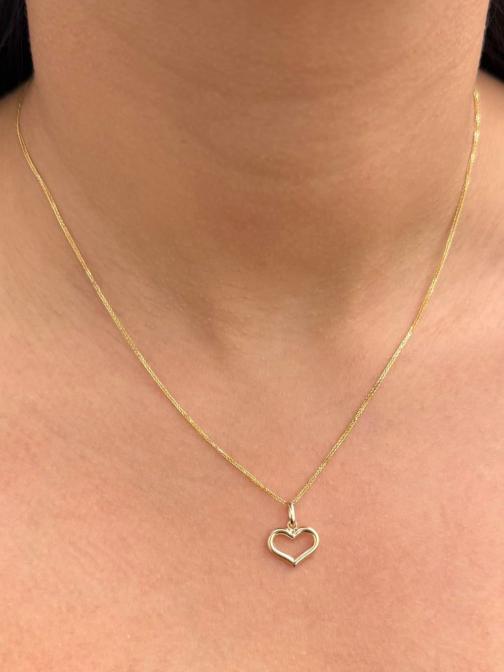 Dije Corazon 0.45gr / 1.6cm / 12.8mm — Oro Amarillo