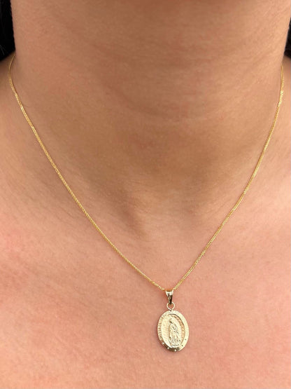Dije Virgen de Guadalupe 0.95gr / 2.6cm / 12.9mm — Oro Amarillo