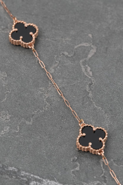 Pulso Lucky Clover Piedra Negra 3.5gr / 18cm / 9.8mm — Oro Rosado