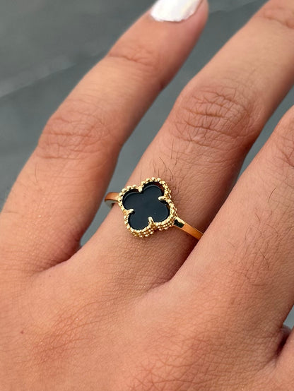Anillo Lucky Negro 2gr / Talla 7 1/2 — Oro Amarillo