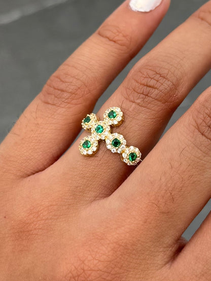 Anillo Cruz con Swarovski Verde y Blanco 2.2gr / Talla 7 3/4 — Oro Amarillo