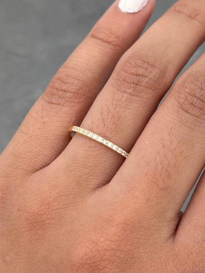 Anillo con Swarovski Blanco 1.5gr / Talla 7 1/2 — Oro Amarillo