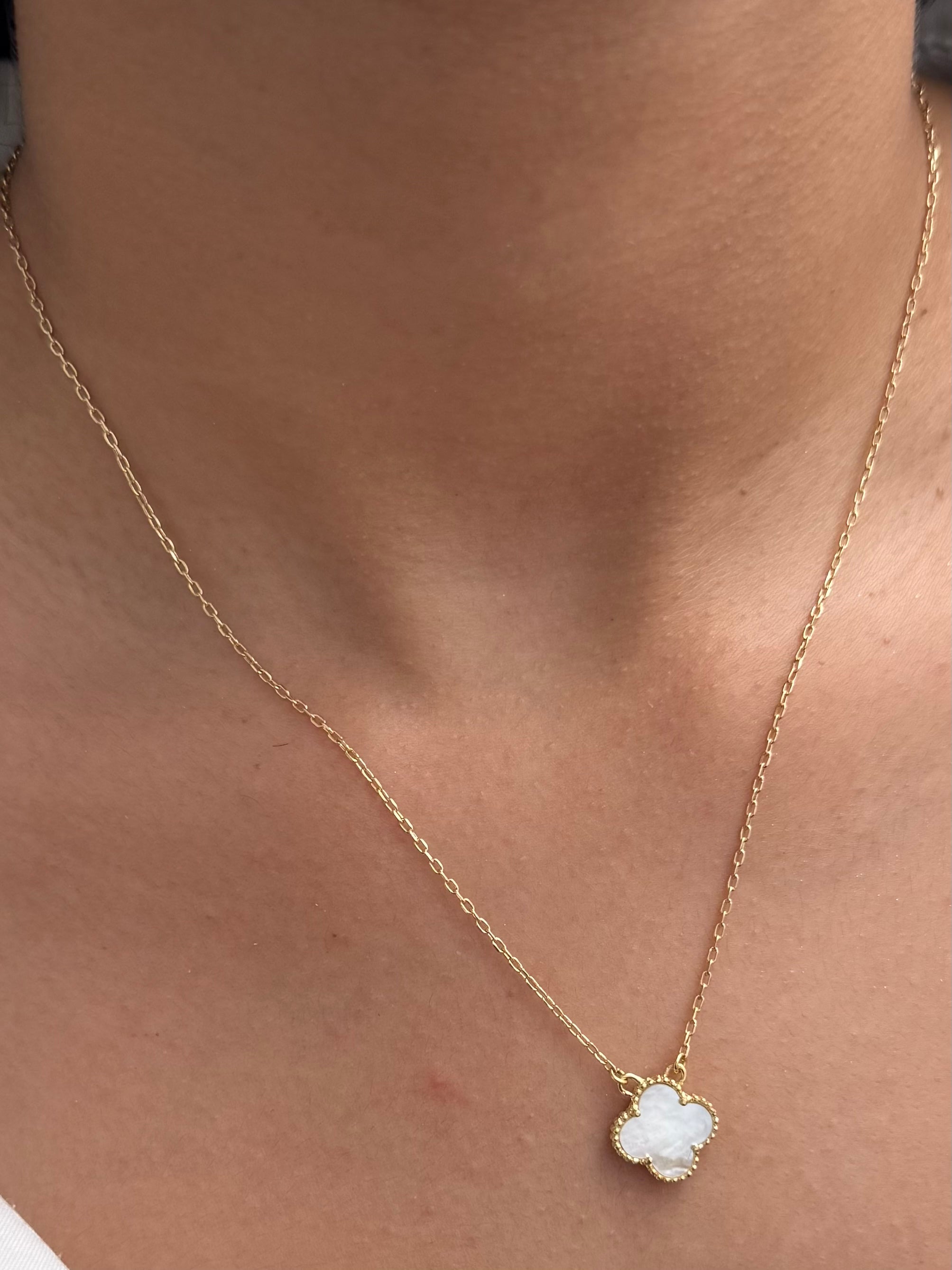 Cadena Lucky Clover Piedra Blanca 2.8gr / 45cm / 1.4mm — Oro Amarillo