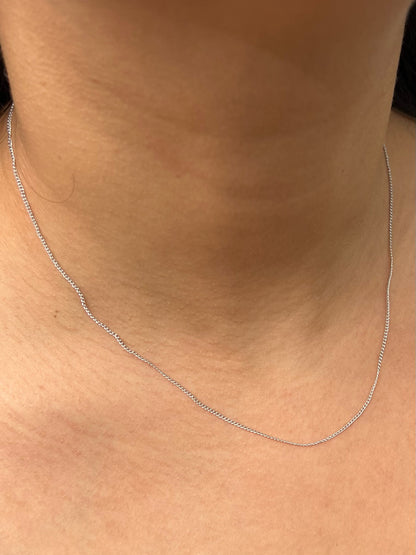 Cadena mini cubana 0.9gr / Largo 45cm / Oro Blanco italy +3 M