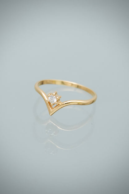 Anillo con 6pts de Diamante Blanco 1.4gr / Talla 6 1/2 — Oro Amarillo