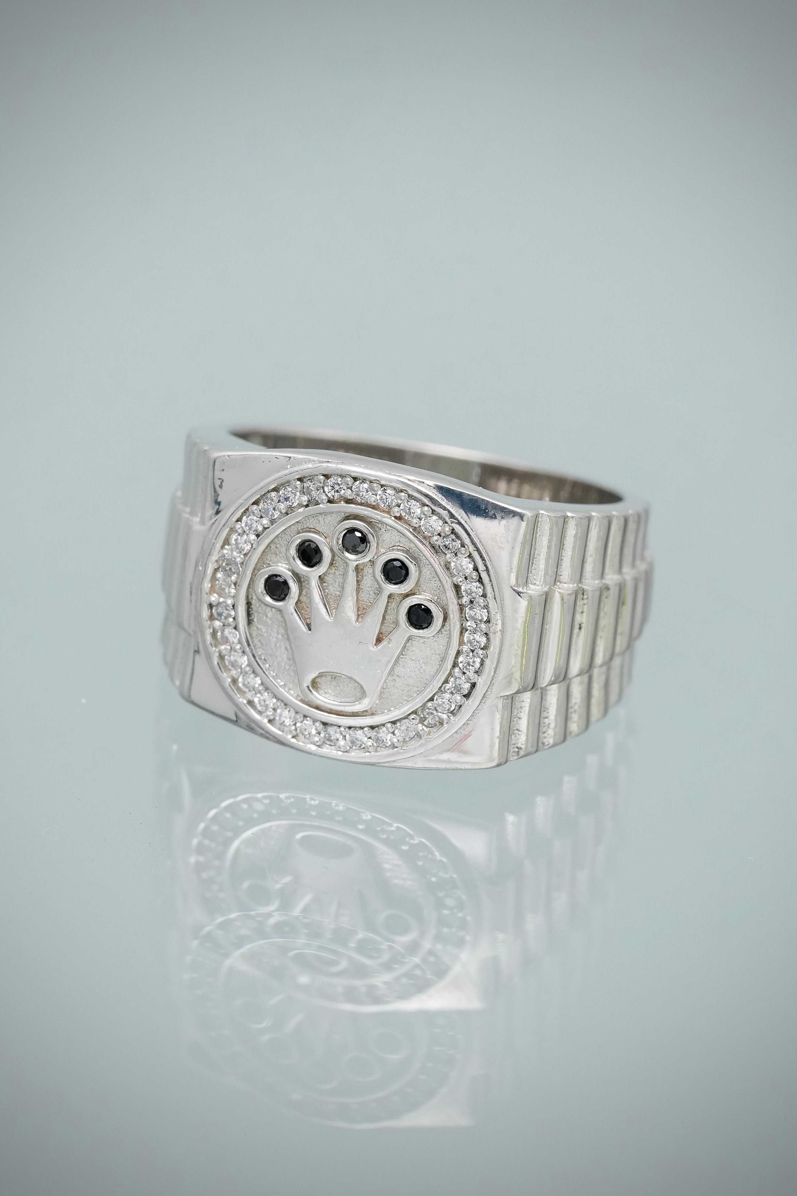 Anillo Rx con Swarovski Negro 9.5gr / Talla 9 1/4 — Plata 925