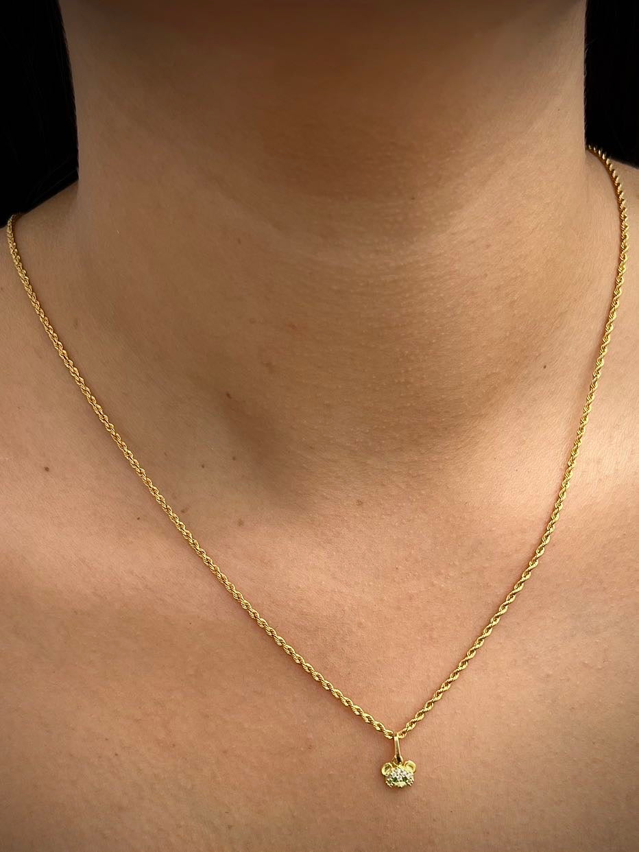 Dije oso con swarovski verde 0.5gr / Largo 1.1cm / Oro Amarillo Nac B