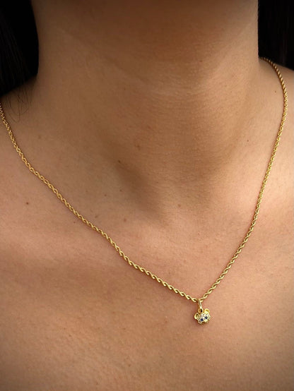 Dije oso con swarovski azul 0.55gr / Largo 1.1cm — Oro Amarillo