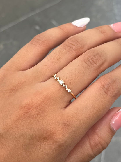 Anillo con Swarovski Blanco 1.2gr / Talla 6 — Oro Amarillo