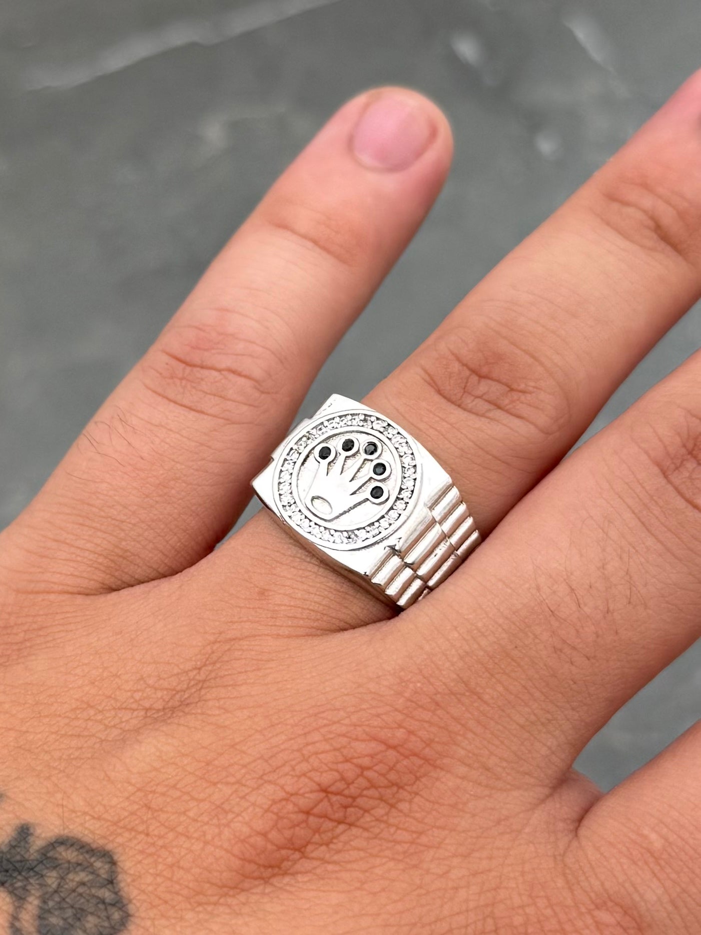 Anillo Rx con Swarovski Negro 9.5gr / Talla 9 1/4 — Plata 925