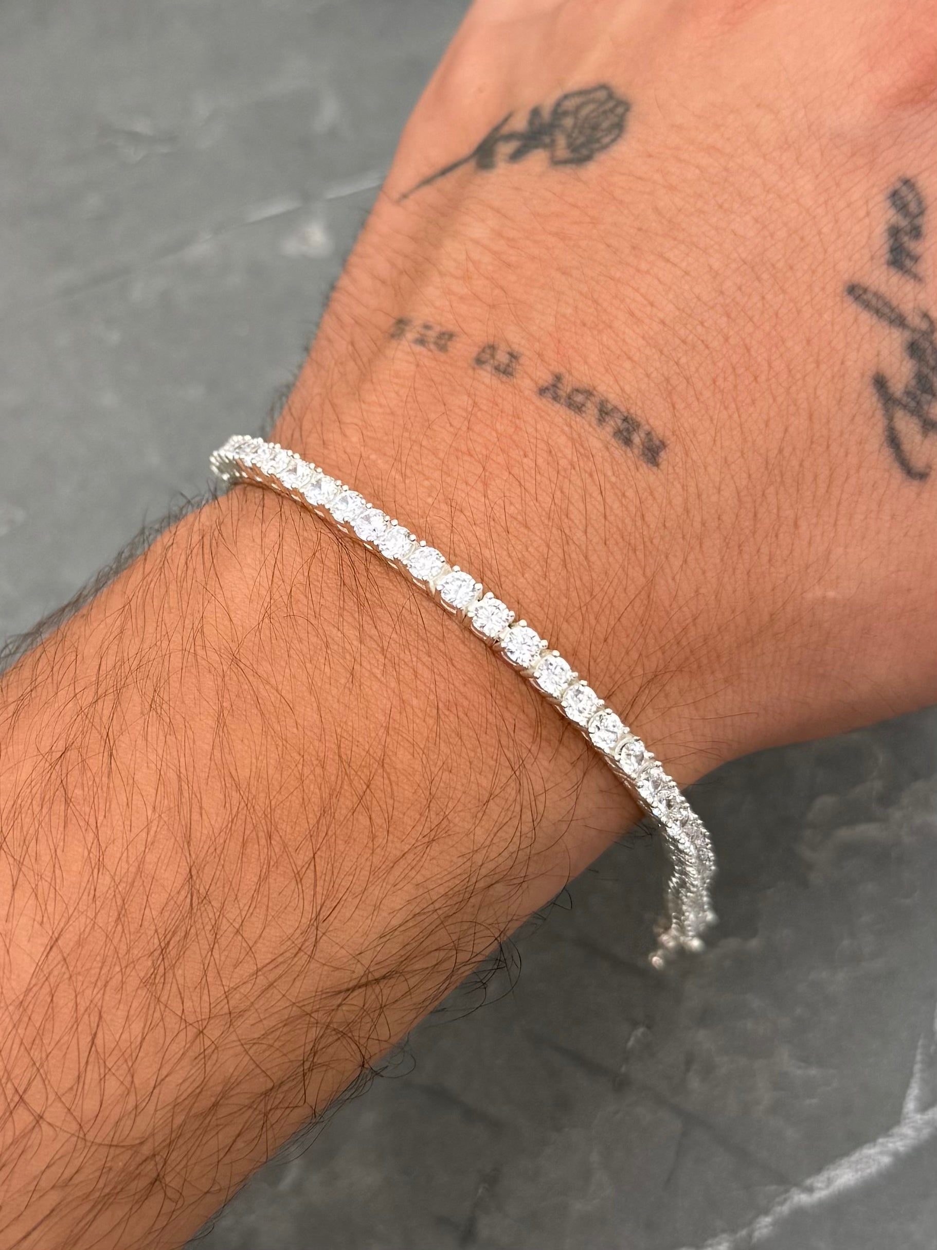 Pulso con Swarovski Blanco 16.7gr / 20cm / 3.6mm — Plata 925