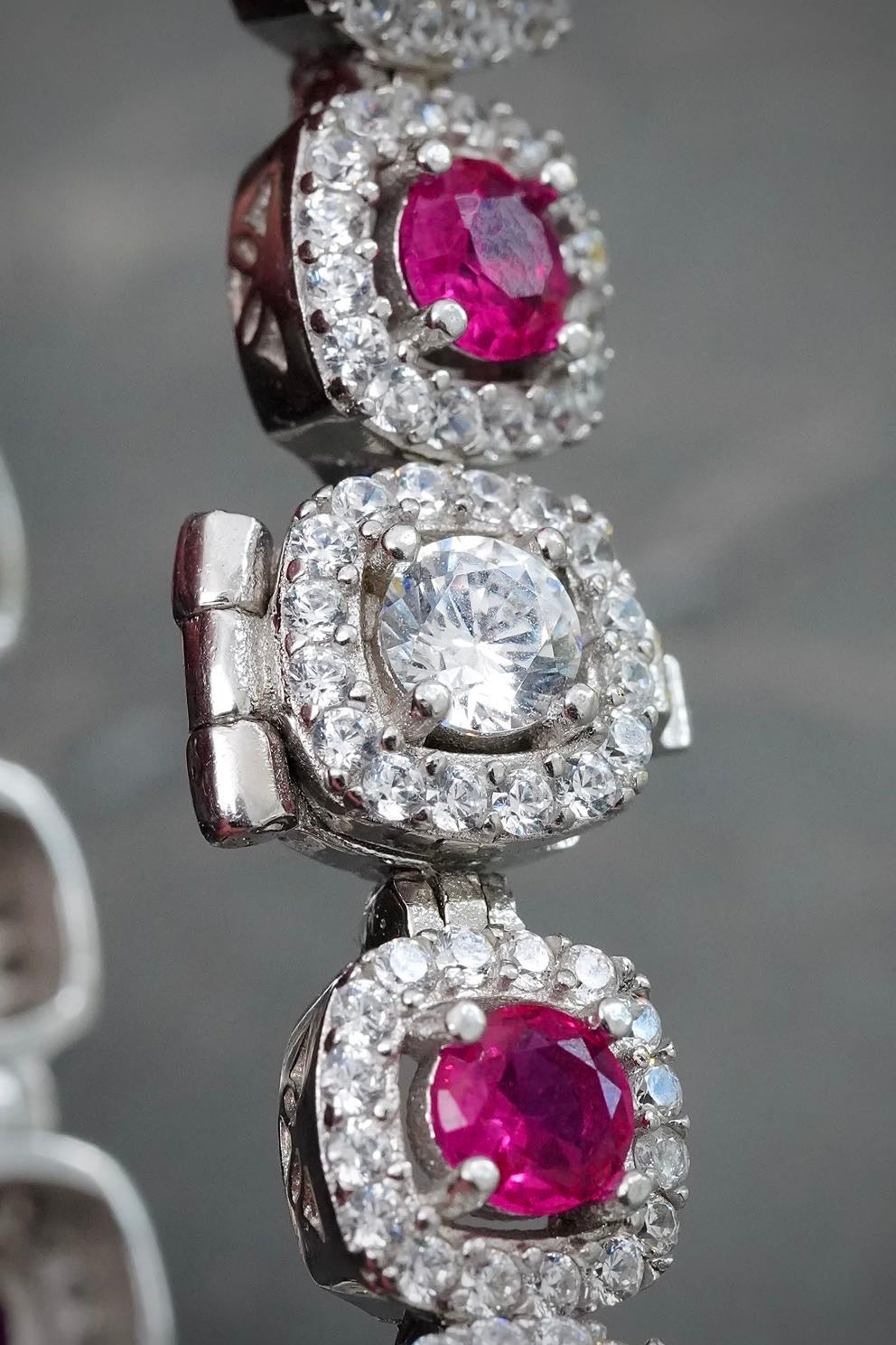 Pulso Tenis con Swarovski Fucsia y Blanco 21gr / 18cm / 7.6mm — Plata 925