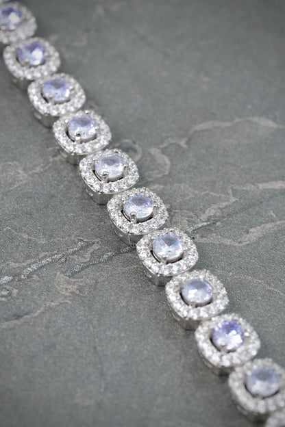 Pulso Tenis con Swarovski Morado y Blanco 19.4gr / 16cm / 7.7mm — Plata 925