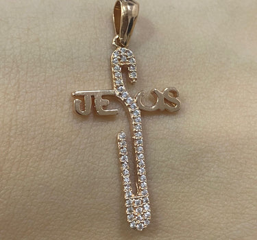 Dije de cruz con nombre "jesus" 2.5gr / 3.7cm / Oro Rosado Nac B