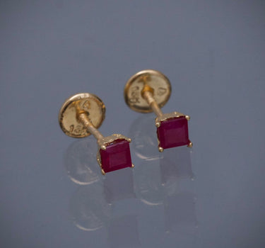 Topos con 42pts de rubie 0.65gr / Largo 0.3cm / Oro Amarillo Nac (Joya) B