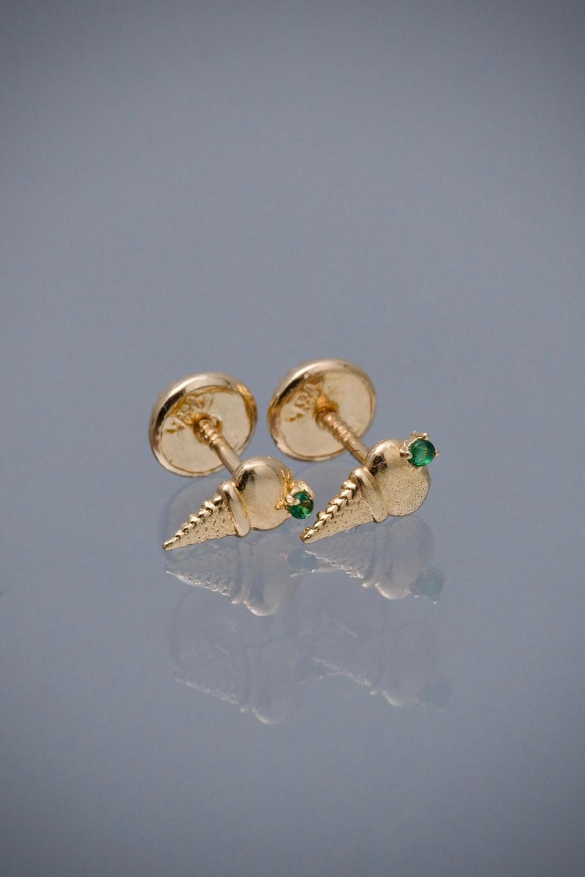 Topos helado con swarovski verde 0.7gr / Largo 0.7cm / Oro Amarillo Nac B