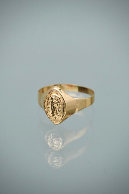 Anillo virgen de Guadalupe 1.35gr / Talla 7 1/4 — Oro Amarillo