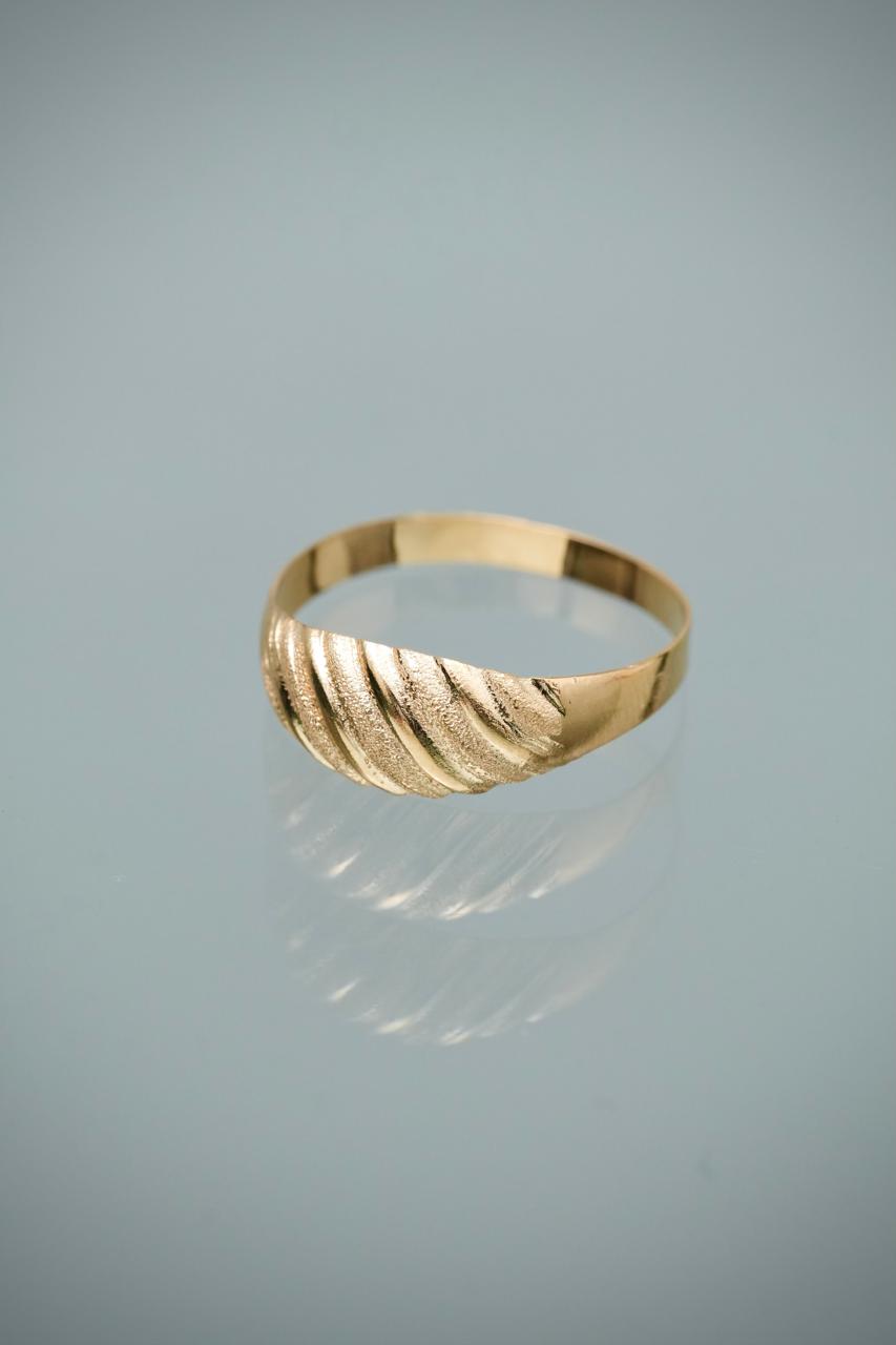 Anillo  1.25gr / Talla 8 3/4 / Oro Amarillo Nac B