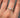 Solitario con swarovski blanco 1.7gr / Talla: 7 3/4 / Oro Amarillo Nac B